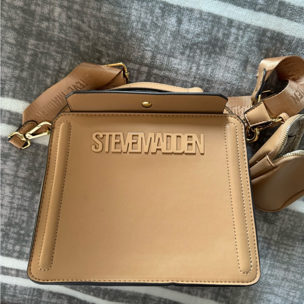 Steve Madden Beige Crossbody Bag